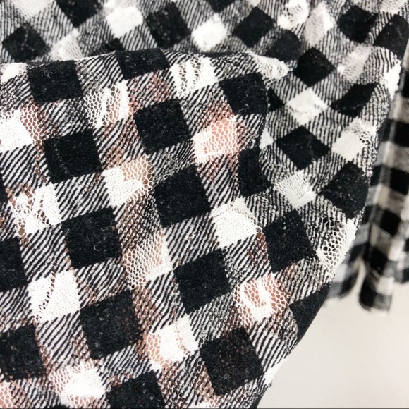 Anthropologie | ‘Delphine’ Plaid Lace Wrap Blouse - Picture 4 of 6